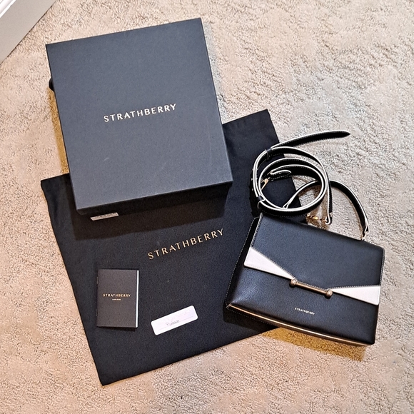 Strathberry Trinity - Picture 14 of 16